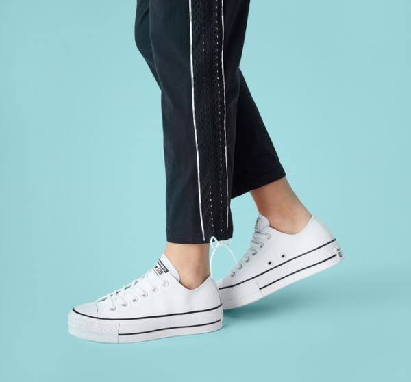 Tenis Bajos Converse Chuck Taylor All Star Lift Plataforma Cuero Blancos Negros Blancos | CV-043GYS